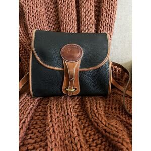 Vintage Dooney & Bourke Medium Essex Black British Tan Leather Shoulder Bag
